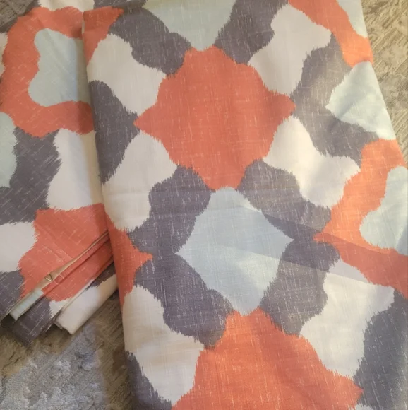 1 drapery panel 50x106 Lined weighted curtain (2 available)